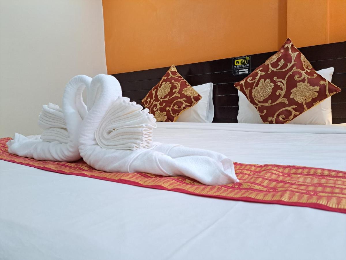 Lily Holiday 百合假日 Patong المظهر الخارجي الصورة